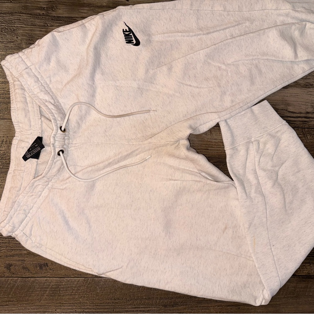 Nike Sweatpants